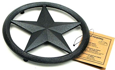 RUSTIC TEXAS LONE STAR CAST IRON TRIVET WITH RING FOR DECORATIVE HANGING